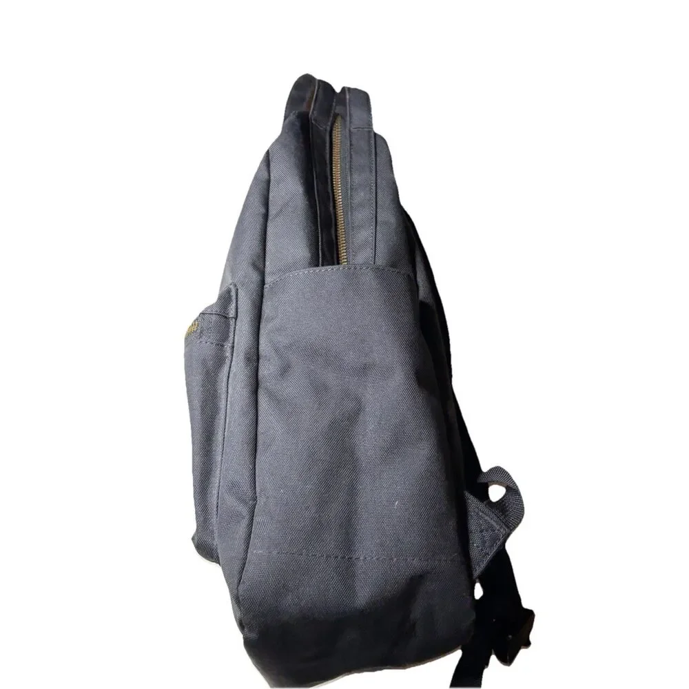 Herschel Nova Mid-Volume 18.0L Laptop Backpack - Black In Good Condition